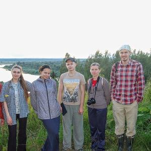 Вятка. Участники экспедиции на берегу Вятки, 2015 г.